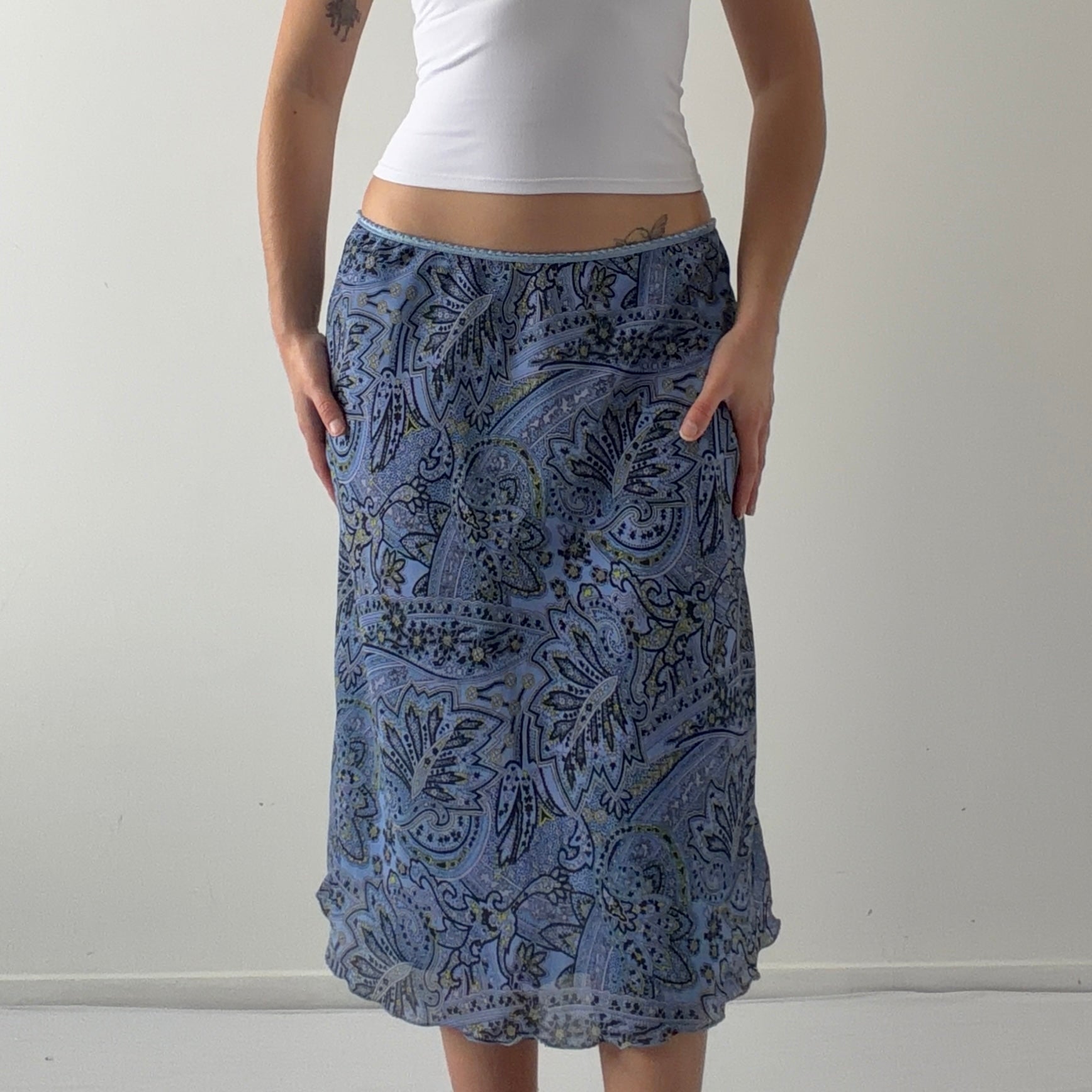 Apostrophe Paisley Midi Skirt | 10-12