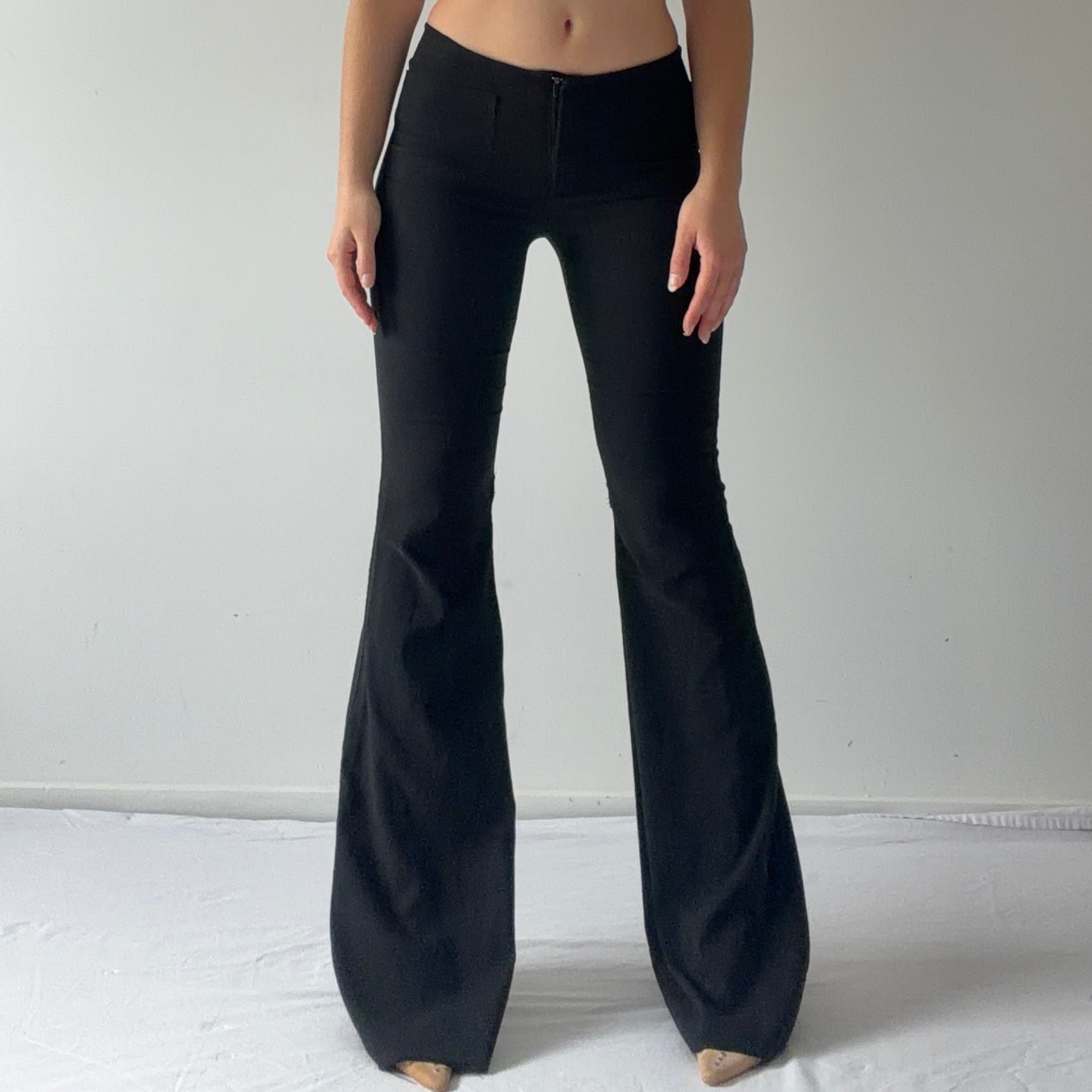 Le Chateau Low Rise Flare Pants | S