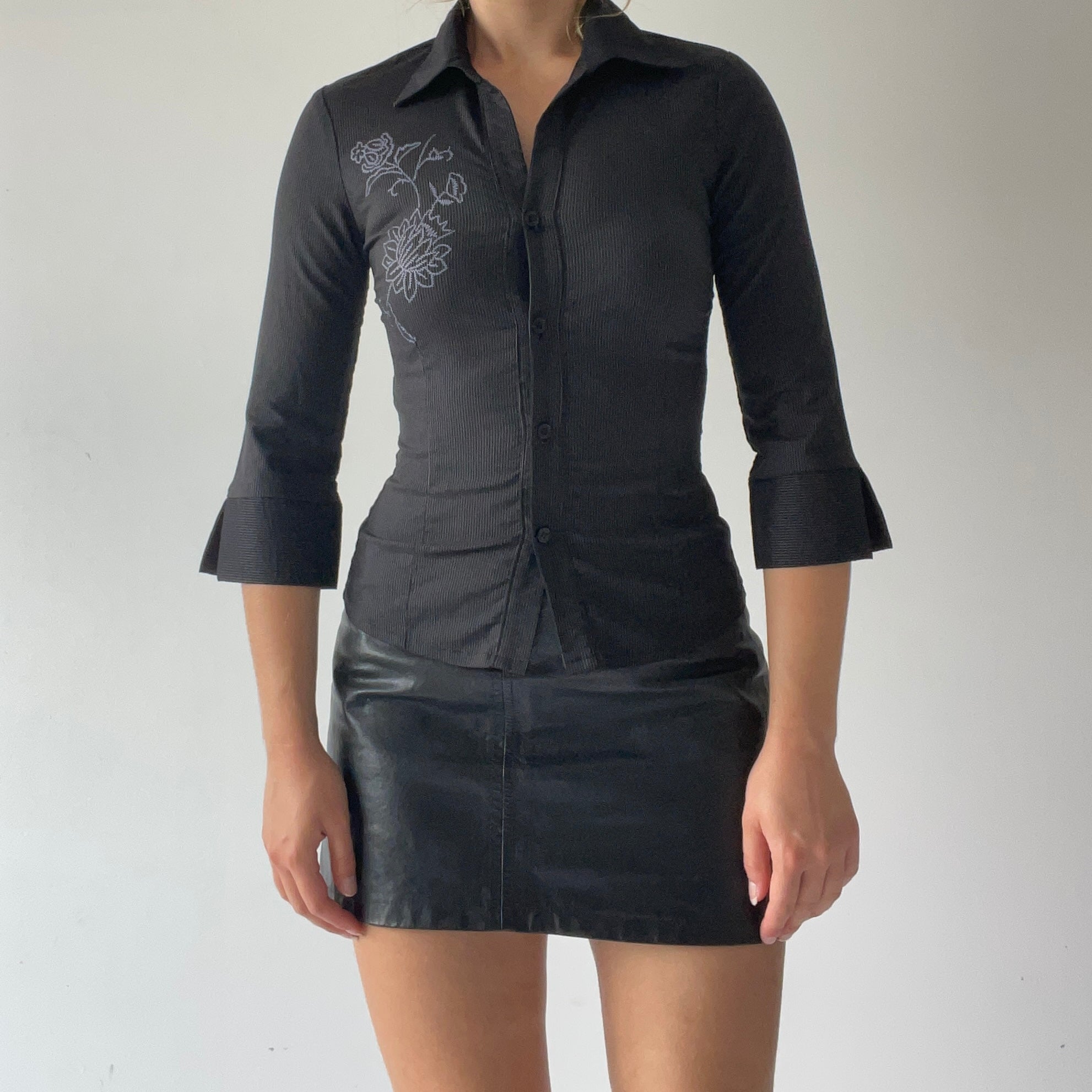 Pagani Fitted Shirt Top | Made in NZ | XS