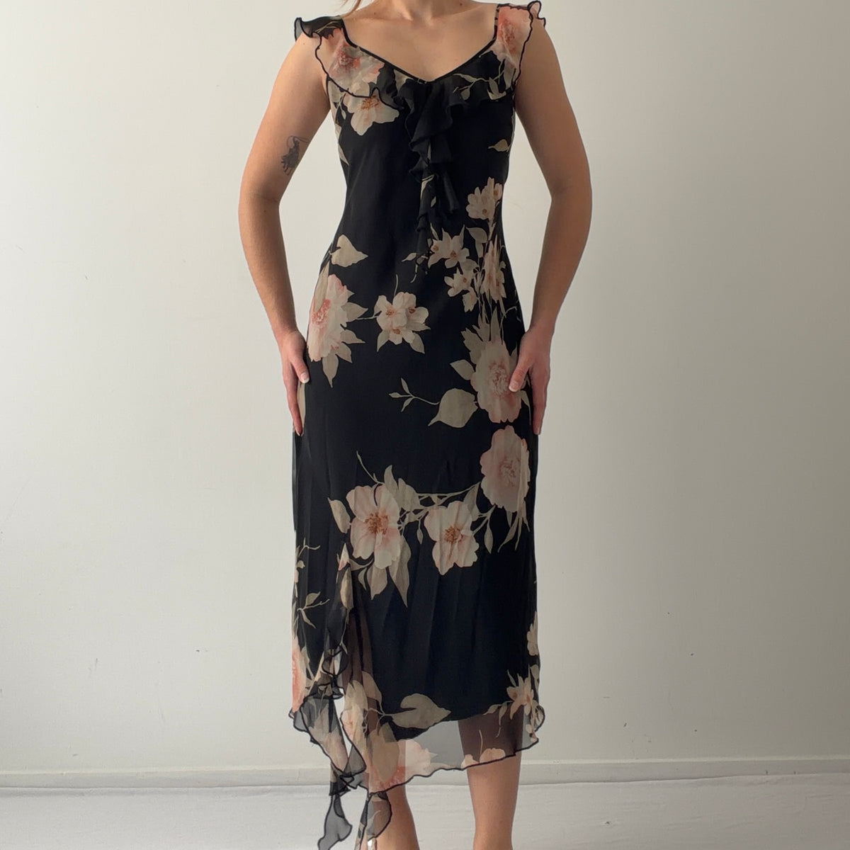 Dressbarn Ruffle Midi Dress | 10-12