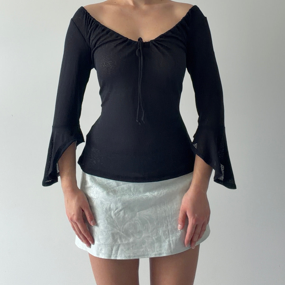 Eyeshadow 3/4 Sleeve Ruffle Top | L