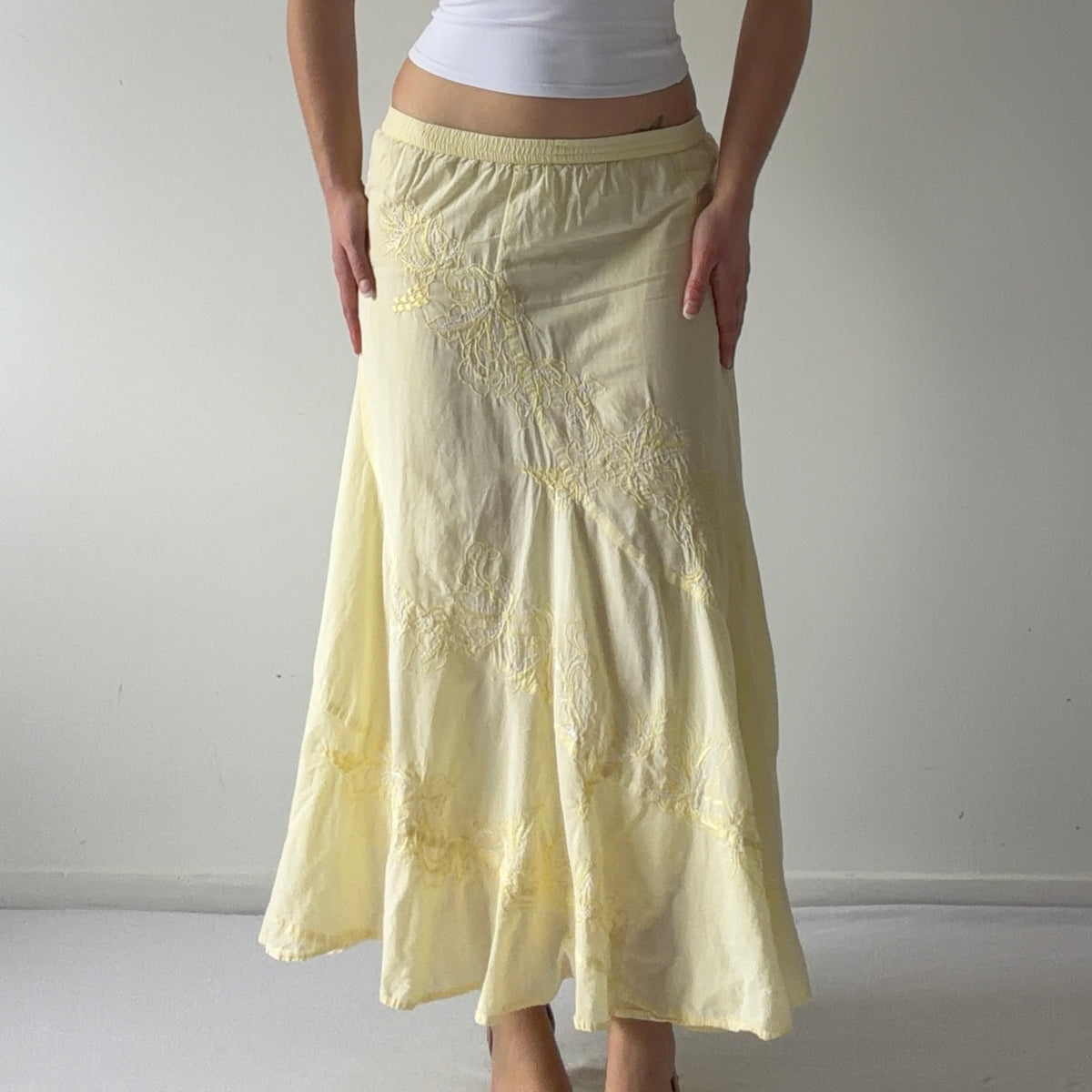 Metro Wear Embroidered Maxi | S