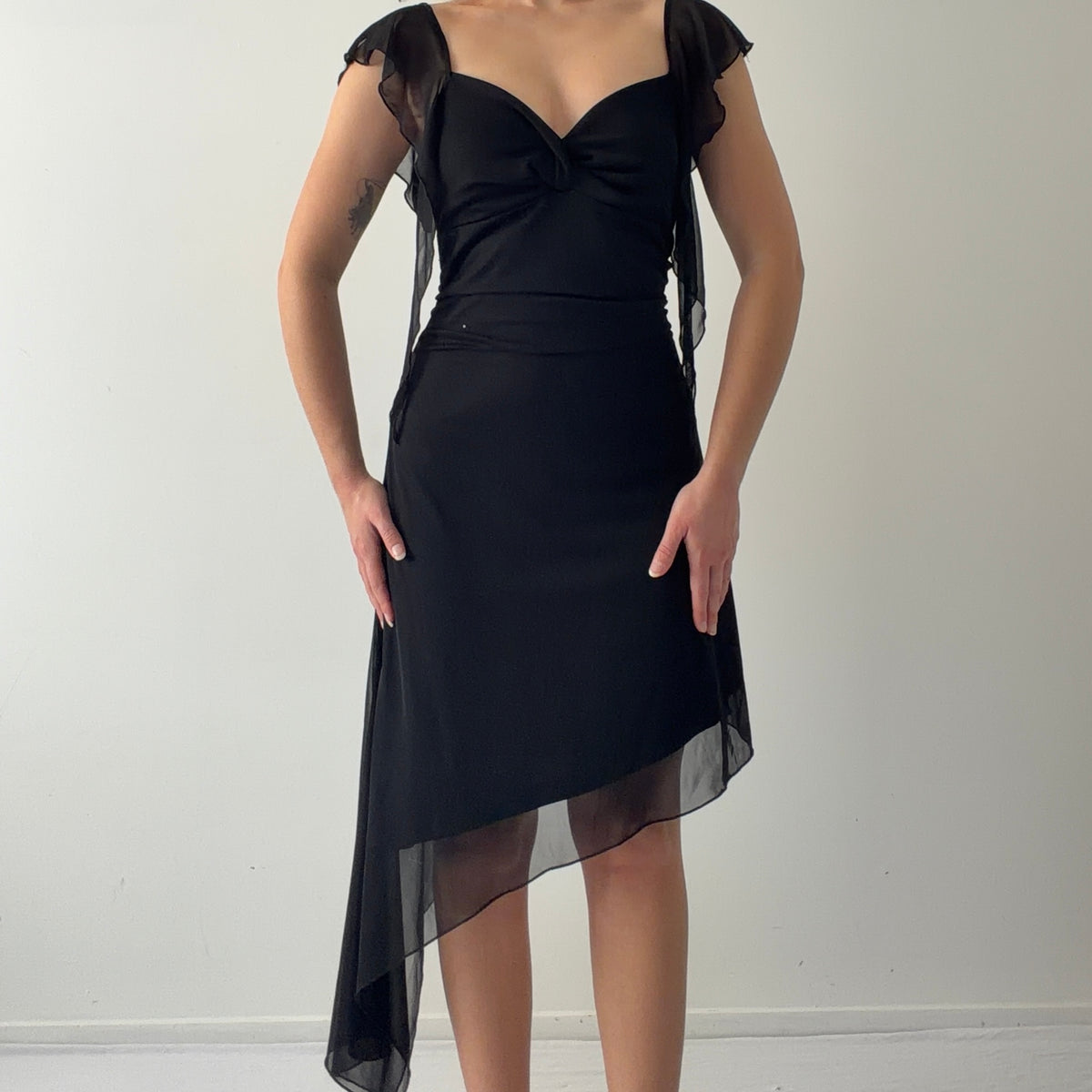 Le Chateau Asymmetric Dress | L