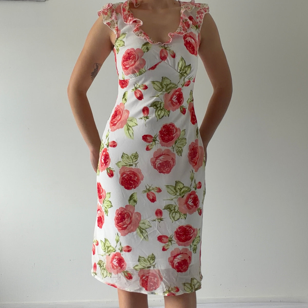 My Michelle Rose Midi Dress | S