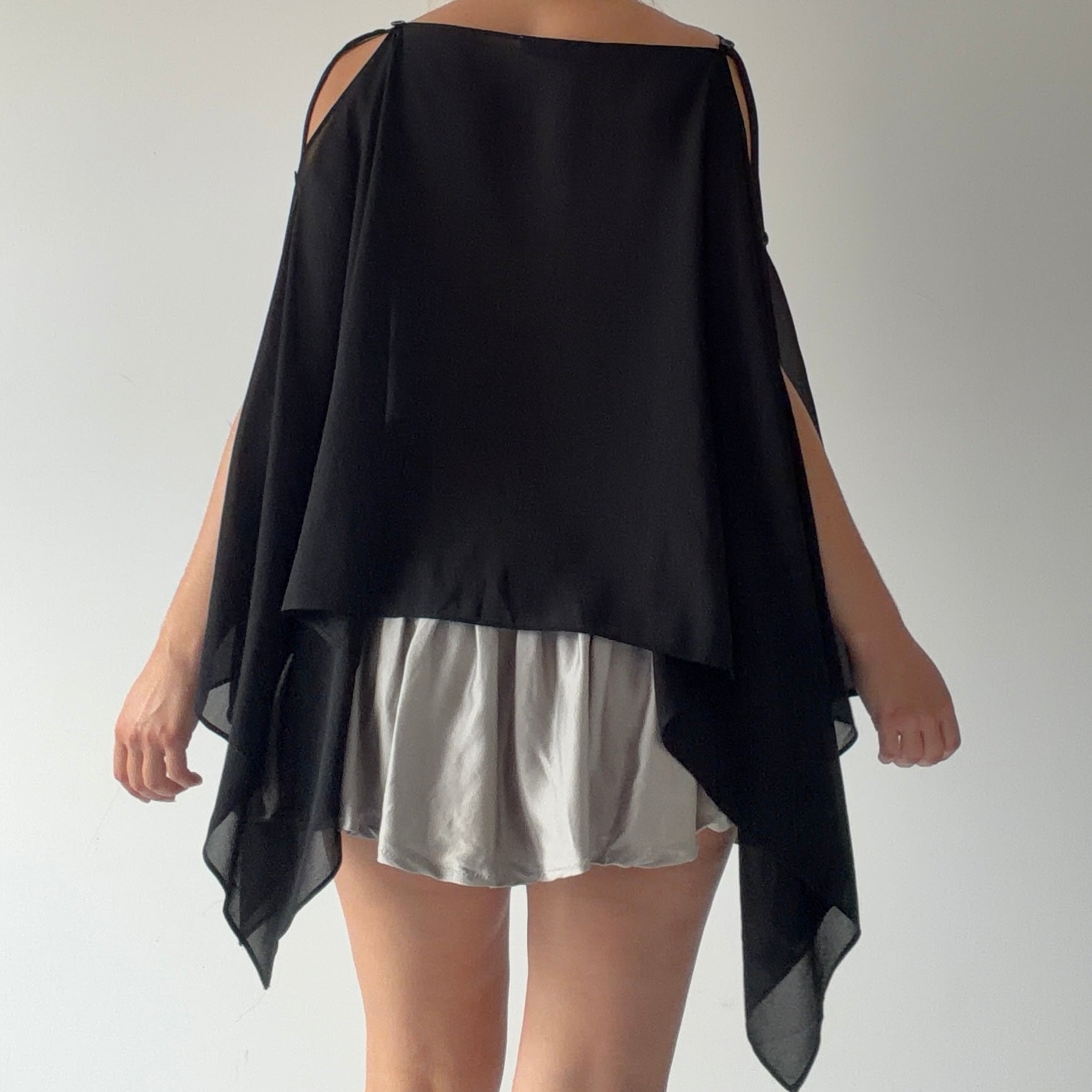 Person-elle Poncho Top | OS