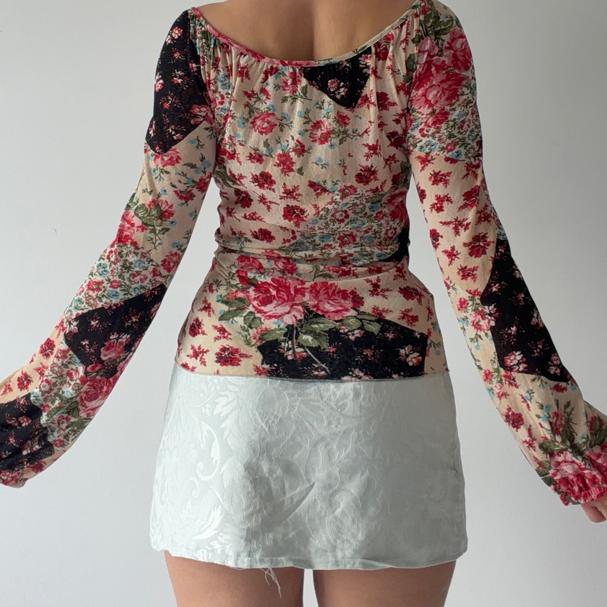 Karen Kane Rose Mesh Top | M-L