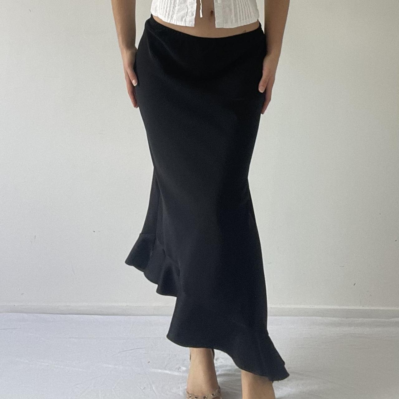 Cachet Asymmetric Ruffle Maxi skirt