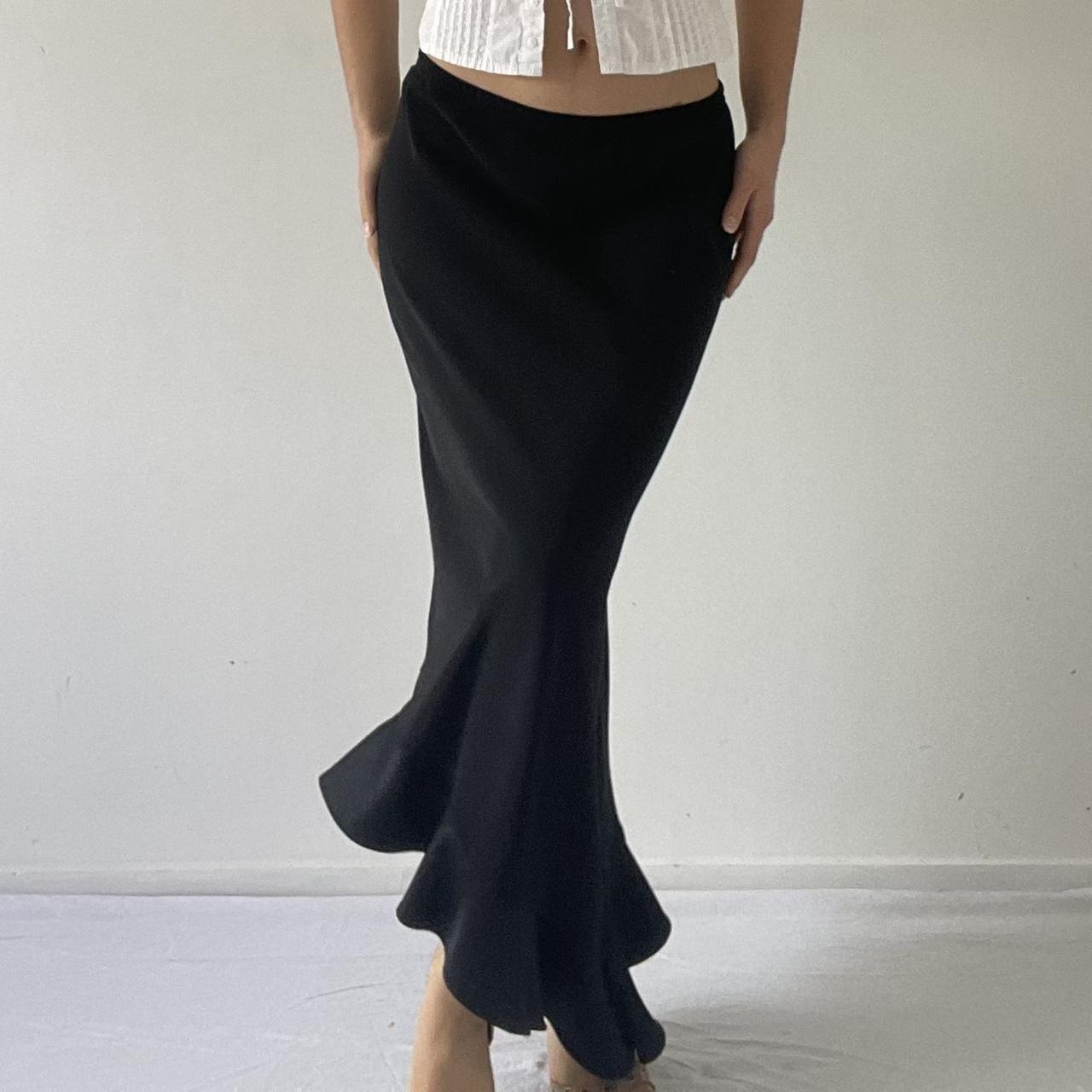 Cachet Asymmetric Ruffle Maxi skirt